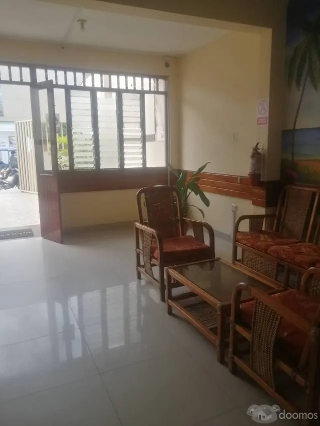 Venta de HOTEL centrico, dos pisos 19 habit $340,000 - 1