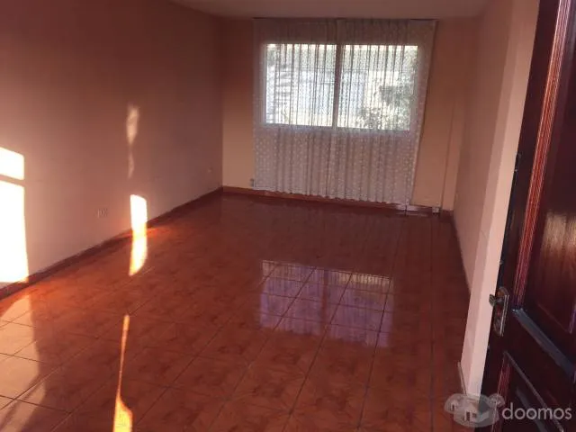 ALQUILO DEPARTAMENTO SEGUNDO PISO EN CALLE LA VERBENA 308 URB. SANTA FELICIA - LA MOLINA — foto 3