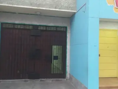 ALQUILO 3 LOCALES COMERCIALES- AV MANSICHE