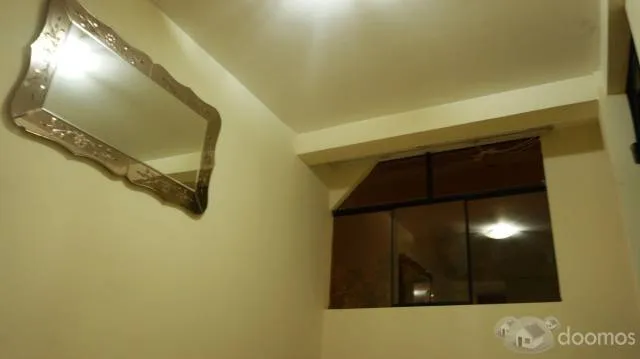 ALQUILO departamento de UN DORMITORIO, en el TERCER PISO, frente a un PARQUECITO en SANTIAGO DE SURCO. — foto 3