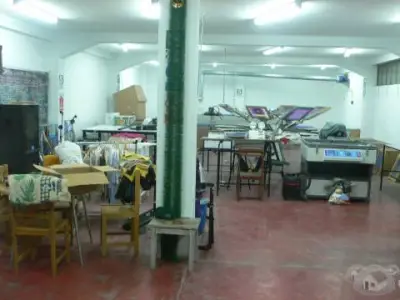 Venta de Taller de 200m2
