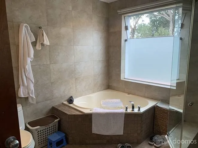 HERMOSO DEPARTAMENTO EN SAN BORJA/CHACARILLA FRENTE A PARQUE — foto 3