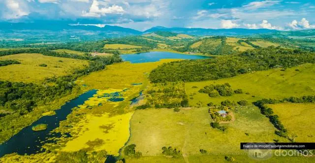 VENTA DE TERRENO DE 51 Ó 102 HECTAREAS - LAGUNA RICURICOCHA — foto 2