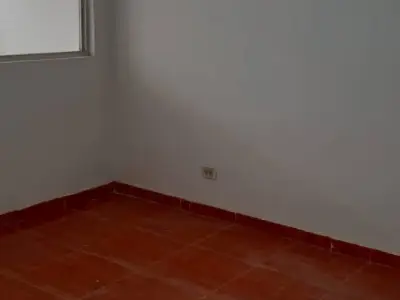 VIVIENDA EN ALQULER