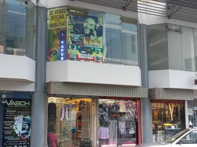 EN VENTA LOCAL COMERCIAL EN MIRAFLORES — foto 4
