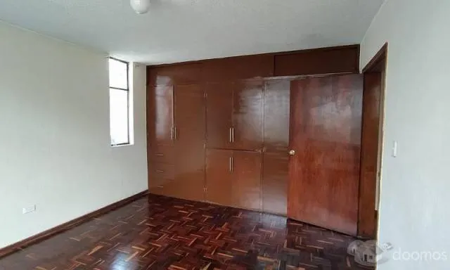 Alquilo departamento amplio y en muy buen estado con 3 dormitorios en San Luis — foto 6