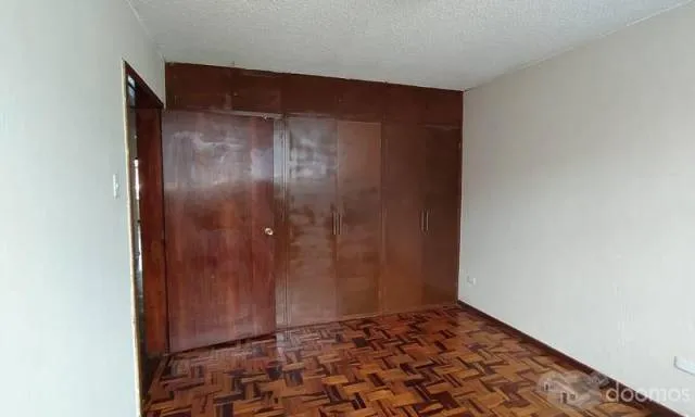 Alquilo departamento amplio y en muy buen estado con 3 dormitorios en San Luis — foto 8