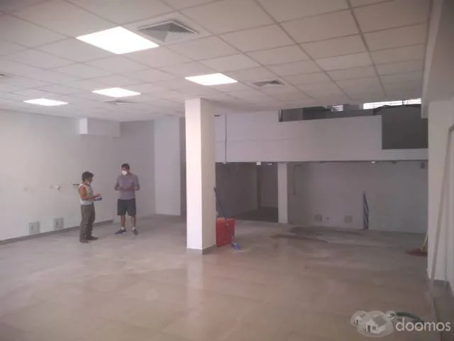 Alquiler local comercial en Avenida Manco Capac — foto 4