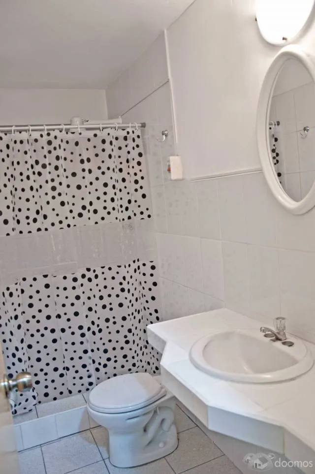 Linda Habitación para SRA. O SRTA  puerta Independiente- San Borja (1er. Piso) — foto 3