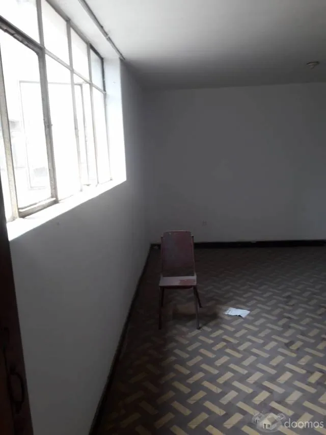 VENTA DE DEPARTAMENTO EN JIRON PARURO CUADRA 13 — foto 3