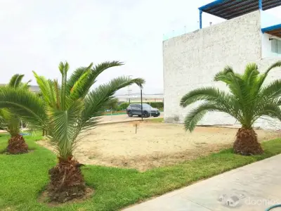 Hermoso Lote de Playa - Plano y con Vista Panoramica y Frente a Piscina Principal