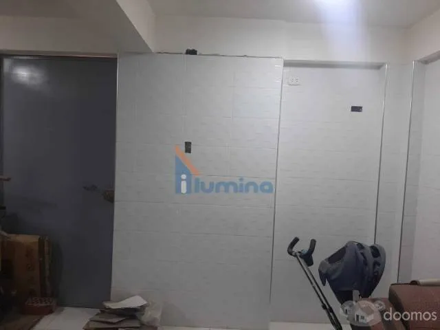 CASA PARA OFICINAS EN AVENIDA COMERCIAL - 3