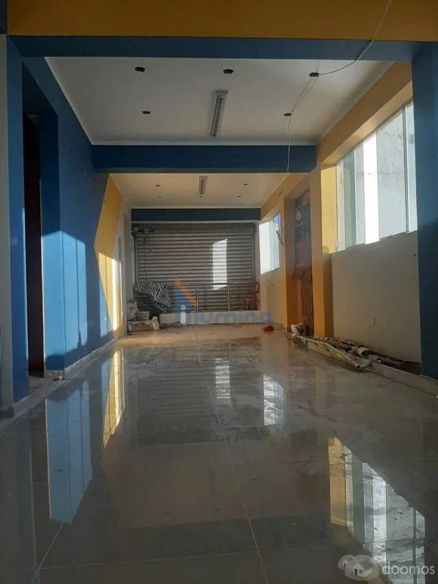 CASA PARA OFICINAS EN AVENIDA COMERCIAL - 6