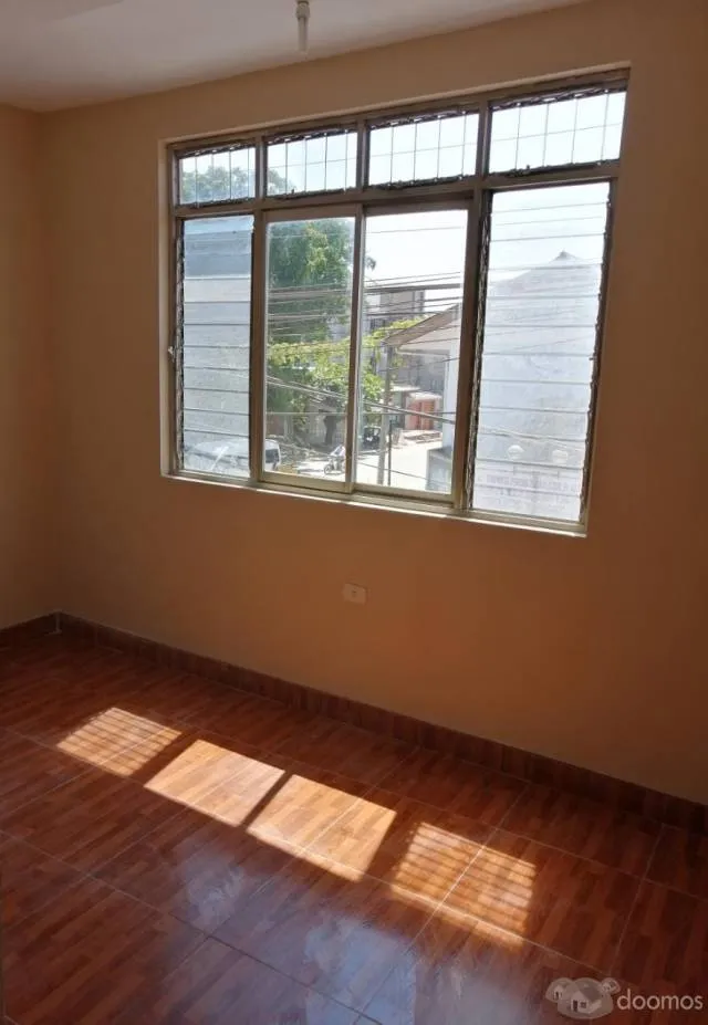 SE ALQUILA EXCELENTE LOCAL PARA OFICINAS PUBLICAS O PRIVADAS, CONSULTORIO, ESTUDIO JURÍDICO, OFICINAS EN GENERAL. — foto 2