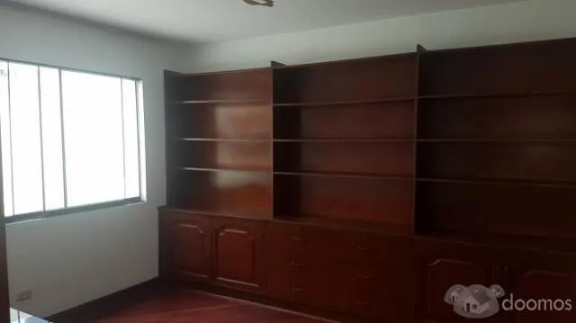 EN VENTA AMPLIO Y COMODO DPTO DUPLEX EN LA AV. VELASCO ASTETE CHACARILLA SURCO — foto 6