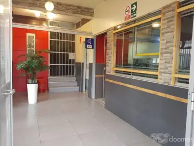Local comercial. 140m2