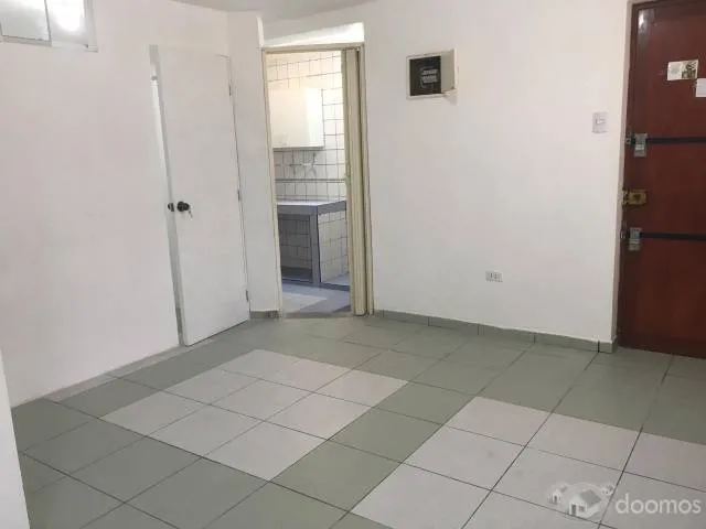 VENTA DE DPTO. 1ER PISO 2 HABIT ($ 81000) + 1 COCHERA ($ 14000) TODO 95 MIL DÓLARES (55 m²) — foto 4