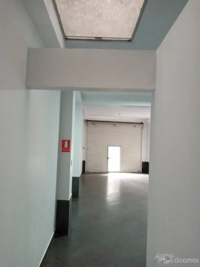 SE ALQUILA LOCAL COMERCIAL C/u 50 M2 (DISPONIBLE 2) , PRECIO POR LOCAL S/1,500.00 — foto 8