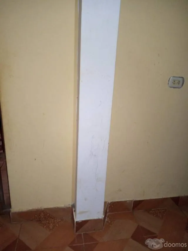 REMATE CASA DE 3 PISOS - 8