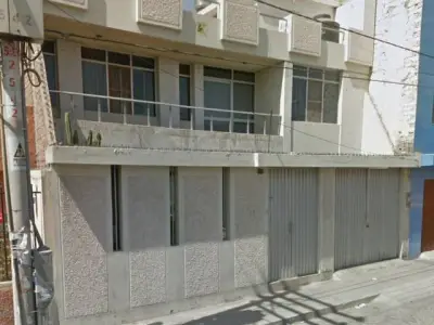 VENTA DE CASA EN JOSELUIS BUSTAMANTE Y RIVERO