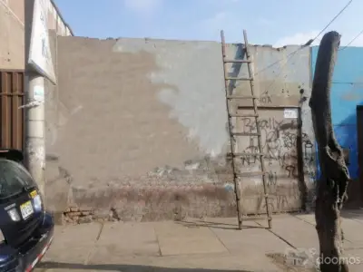 Terreno comercial cerca a mesa redonda, barrio chino, mercado central
