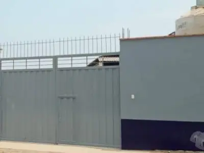 ALQUILER DE LOCAL PARA TALLER/ALMACEN 1250 Mts COMAS