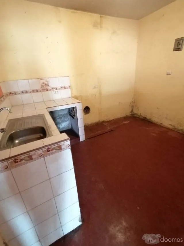 VENTA DE CASA DE 2 PLANTAS EN URBANIZACIÓN EL CARMEN - COMAS — foto 7