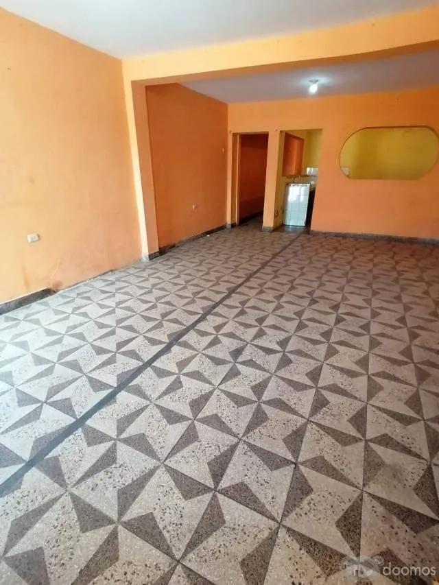 VENTA DE CASA DE 2 PLANTAS EN URBANIZACIÓN EL CARMEN - COMAS — foto 9