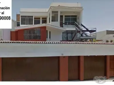 SAN BORJA US$ 559,000  3x1 OPORTUNIDAD 1 CASA CON 2 DEPARTAMENTOS AT 298 AC 440 metros