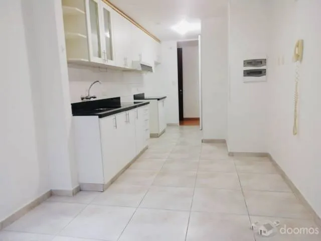 ACOGEDOR, CON AREAS COMUNES, A UNA CDRA. DE EMBAJADA — foto 12