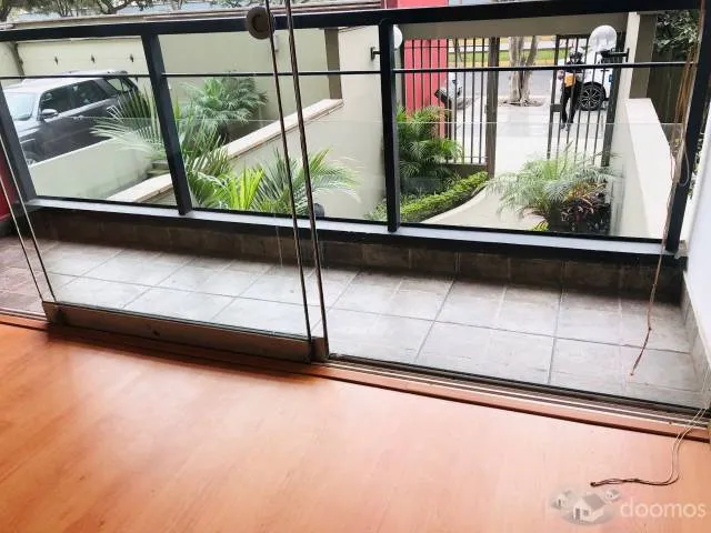 ACOGEDOR, CON AREAS COMUNES, A UNA CDRA. DE EMBAJADA — foto 15