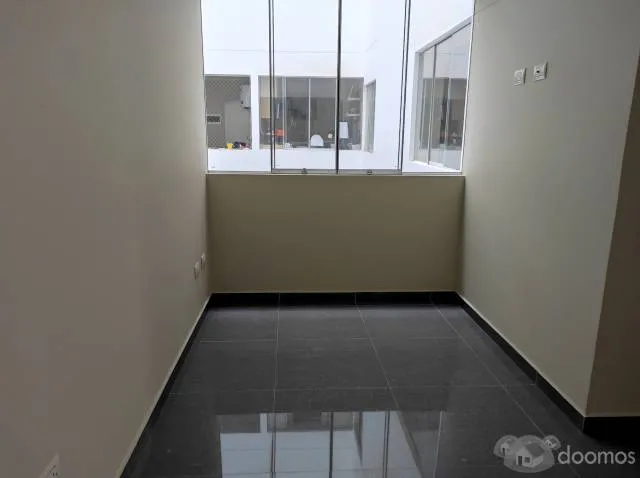 Departamento de estreno amplio frente a parque - Urb. San Andrés I Etapa — foto 4
