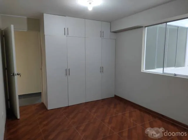 Departamento de estreno amplio frente a parque - Urb. San Andrés I Etapa — foto 5