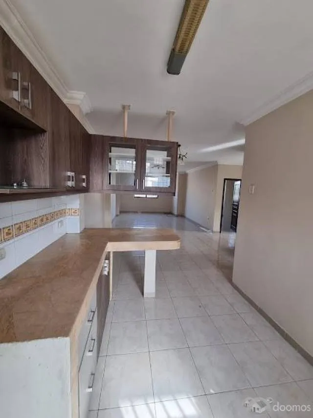 Se alquila departamento de 2 cuartos en Mirones - Cercado — foto 6