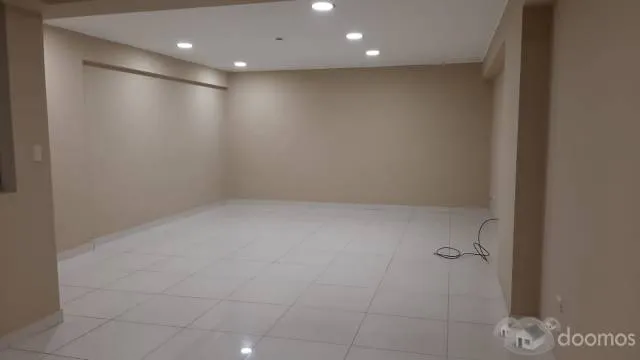 OFICINAS EN VENTA DE 78 y 80 mt2. EDIFICIO EMPRESARIAL - 2