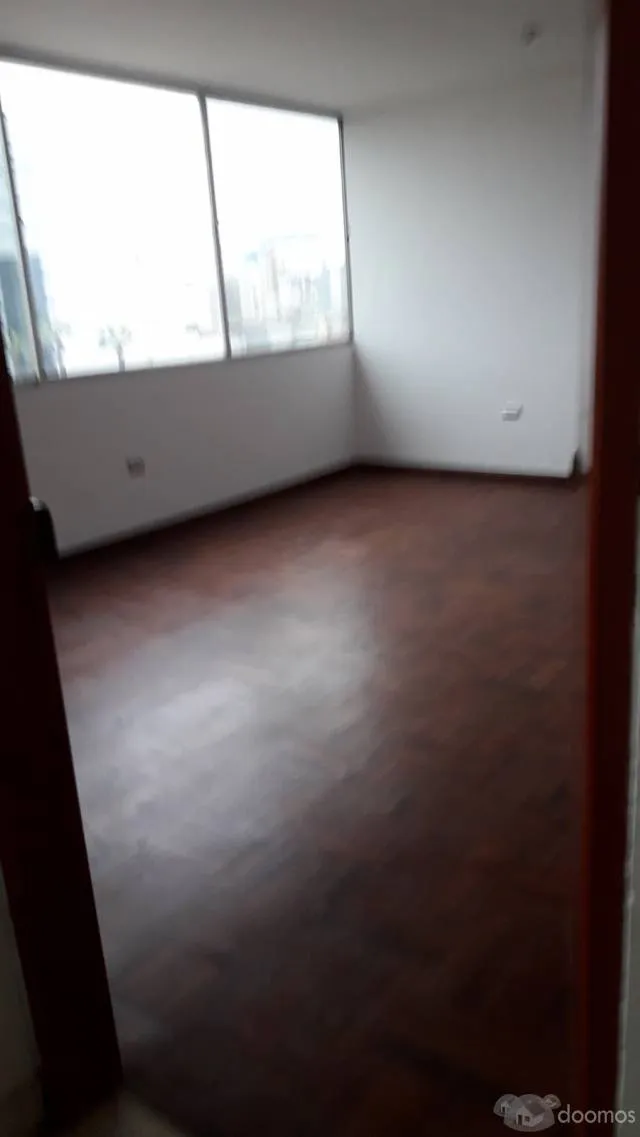 Miraflores, vendo depatamento a 1/2 cuadra del ovalo (cine Pacifico) — foto 3