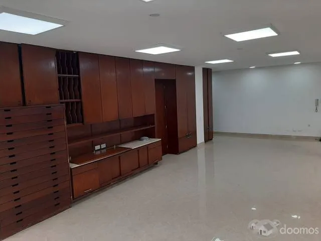 ALQUILO OFICINA CON EXCELENTE  VISTA EN MIRAFLORES — foto 6