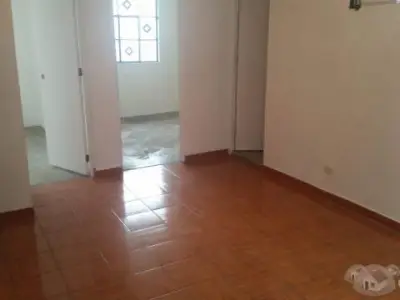 ALQUILO DEPARTAMENTO 3 CUARTOS CON PATIO TERRAZA