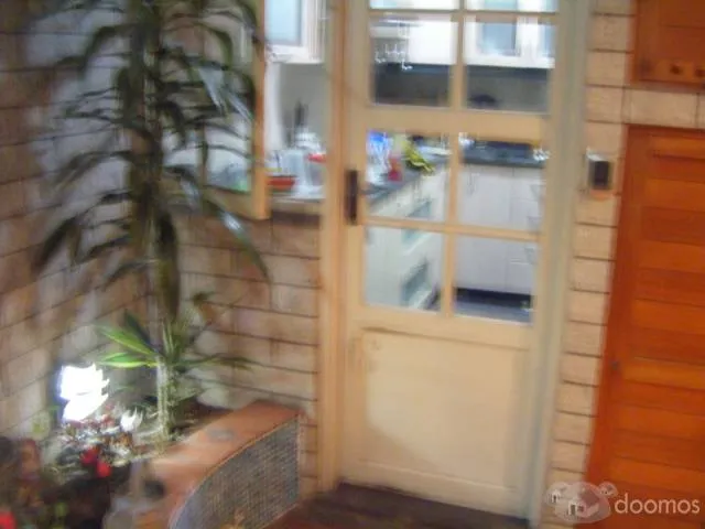 casa de 2 dormitorios con jardin exterior y puerta a la calle. — foto 3