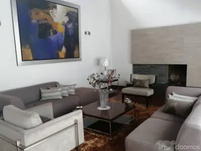 VENDO HERMOSA CASA EN EXCLUSIVA ZONA DE LA MOLINA
