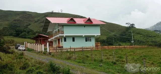 Venta de casa en grapanazu- oxapampa - 2