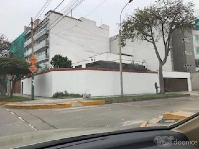 CLIENTE VENDE CASA EN SURCO CDRA. 6 DE LA AV. LA MERCED LIMITE CON MIRAFLORES — foto 7