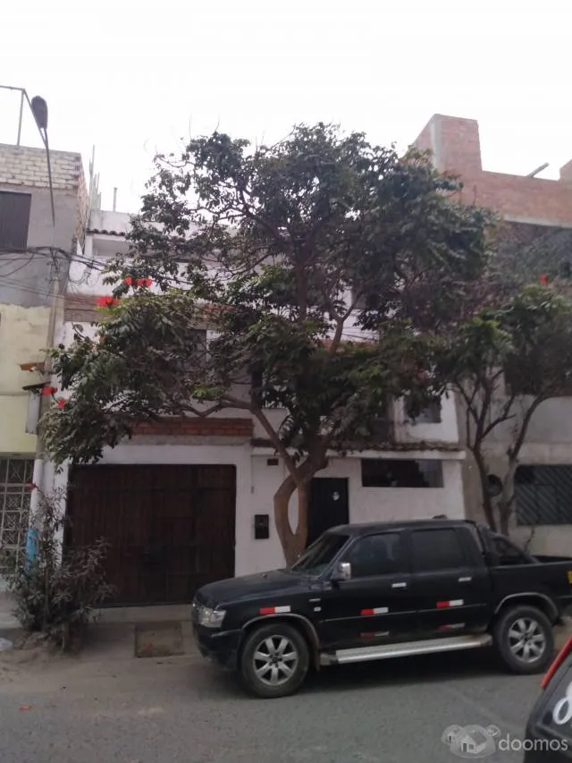 SE ALQUILA CASA GRANDE CON SALON, 3 DORM, 2 BANOS, EN RESIDENCIAL AEROPUERTO — foto 2
