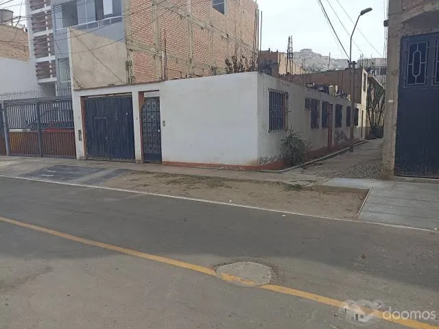 Vendo casa frente a parque, zona residencial — foto 2