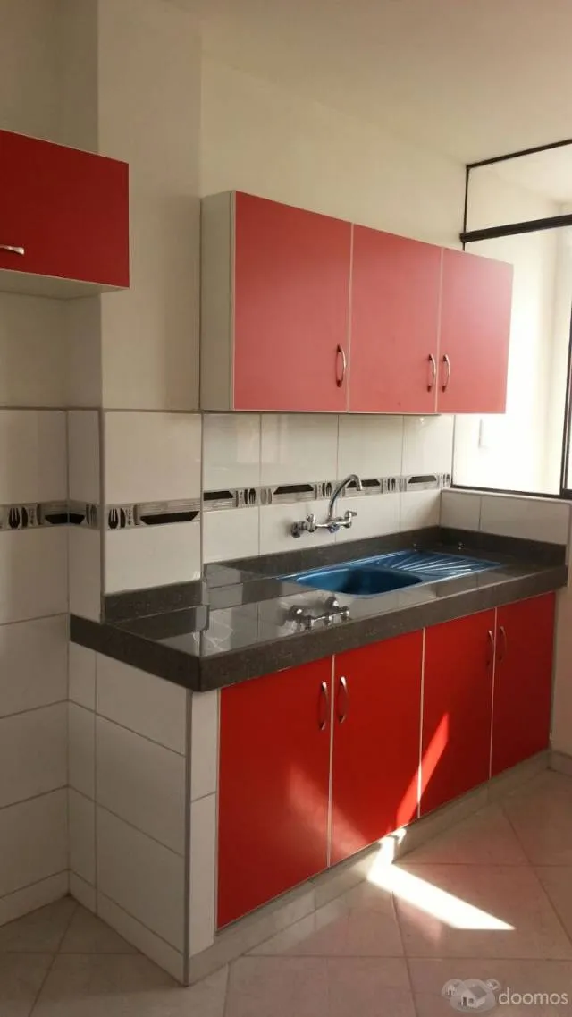 DEPARTAMENTO EN PRIMER PISO EN SAN MARTIN DE PORRES — foto 4