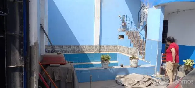 VENDO CASA DE 2 PISOS EN ESQUINA — foto 3