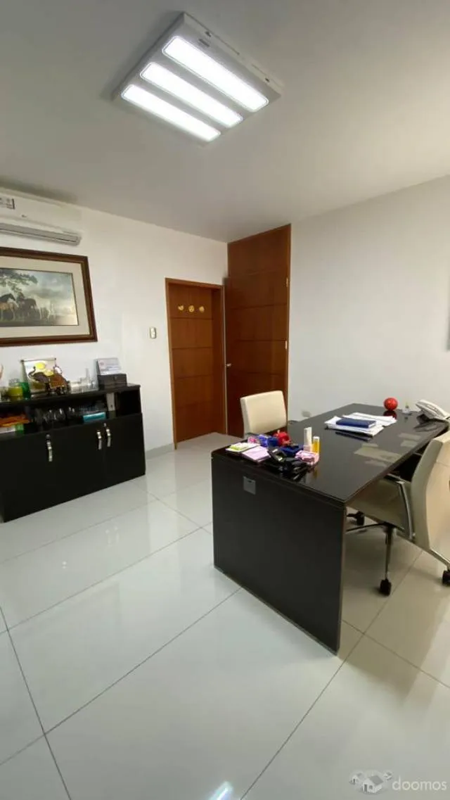 Se alquila oficina amoblada de 2 pisos 200 m2 Ubicación en Jesus María — foto 5