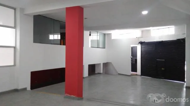 alquilo/vendo LOCAL COMERCIAL/INDUSTRIAL 840 m2 COLONIAL 15 / 16 CERCADO LIMA — foto 4