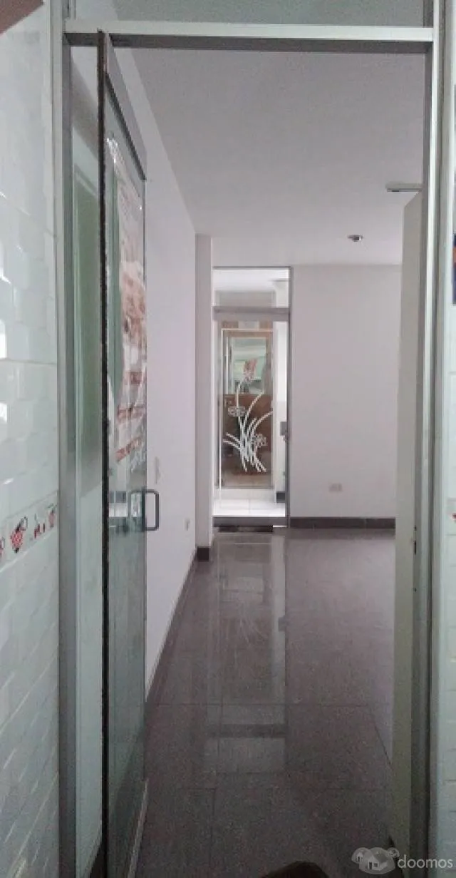 alquilo/vendo LOCAL COMERCIAL/INDUSTRIAL 840 m2 COLONIAL 15 / 16 CERCADO LIMA — foto 6