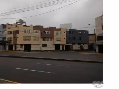 MODERNO DEPARTAMENTO AV COLONIAL CDRA 15/16 LIMA